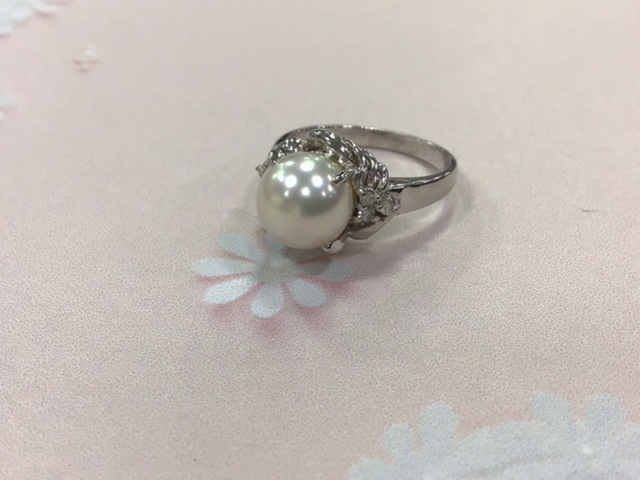 プラチナ900  真珠のリングをお買取しました。