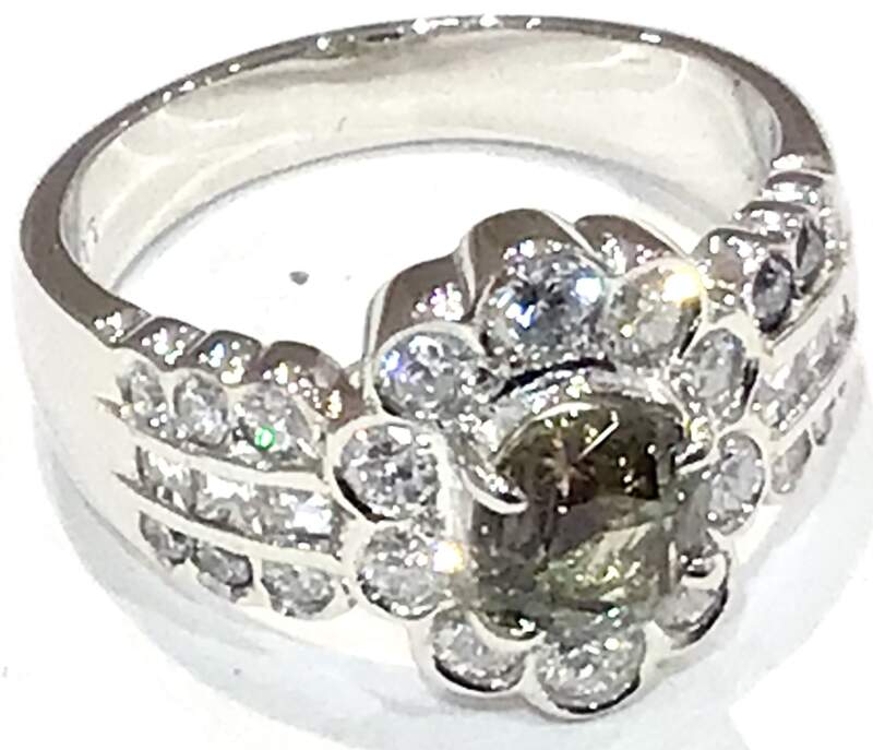 Pt９００ プラチナ９００ アレキサンドライト ダイヤモンド リング 指輪❣️お買取致しました👸✨