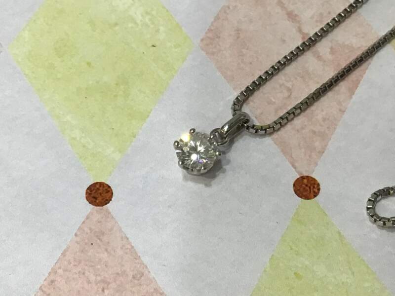 ダイヤモンド プラチナ ネックレス をお買取しました。
