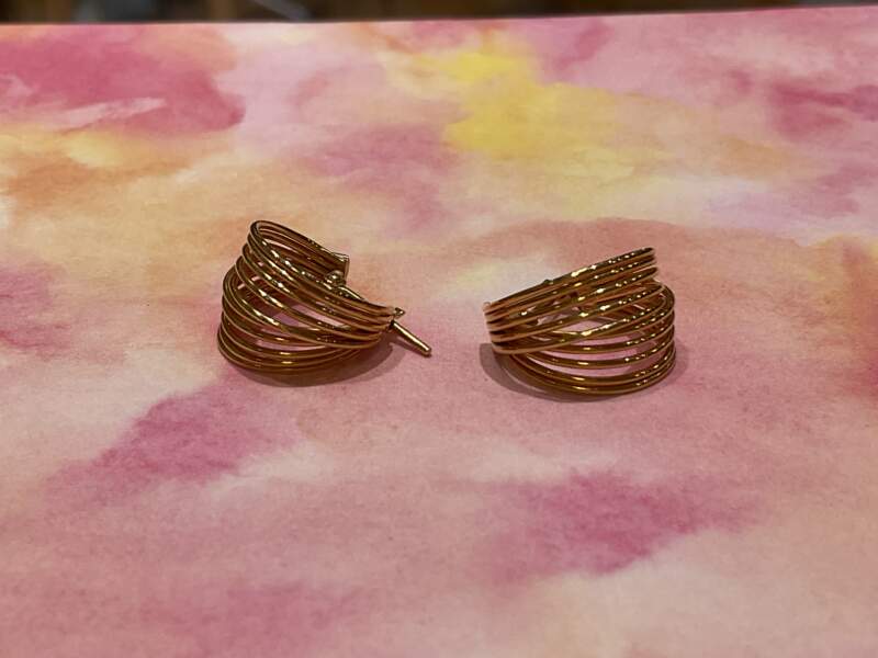 18金 イエローゴールド ピアス をお買取しました。