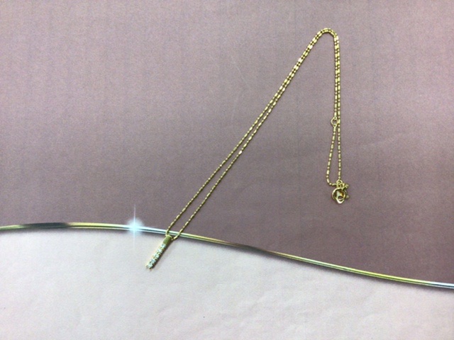 18金 石付きプチネックレスをお買取しました。