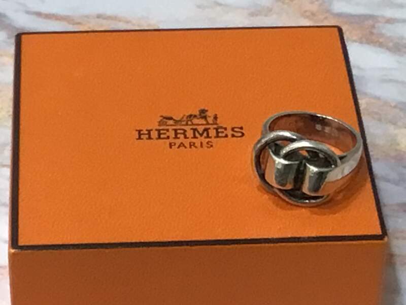 HERMES ドゥザノ-リング をお買取しました。