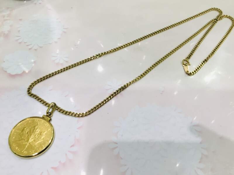 K18 ネックレス K24/K18メイプルリーフコインをお買い取りしました。