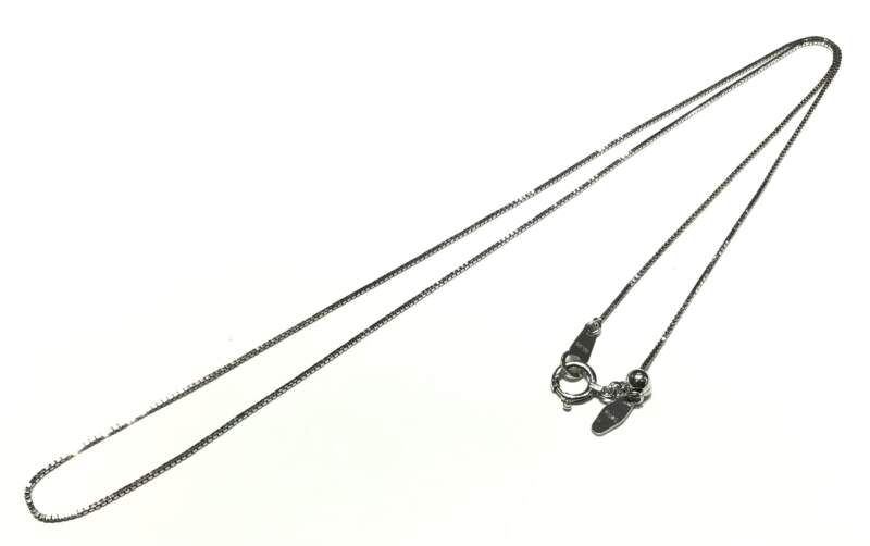 18金 ホワイトゴールド ネックレス をお買取しました。