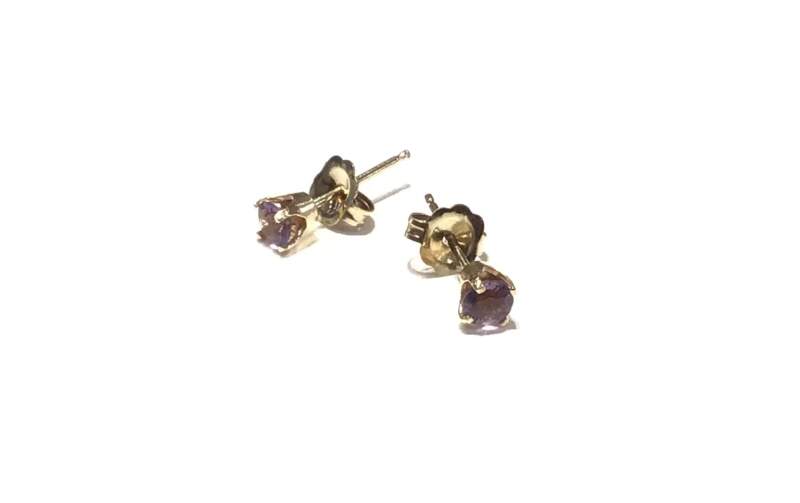 14金 イエローゴールド ピアス カラーストーン をお買取しました。