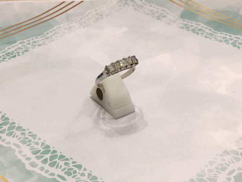 PT900 ダイヤモンドリング お買取り致しました