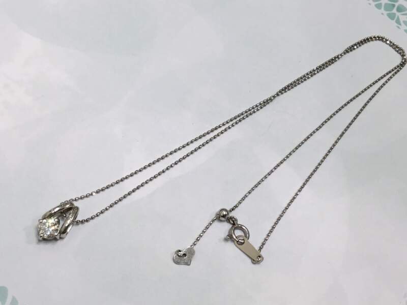Pt ダイヤネックレス をお買取りしました。
