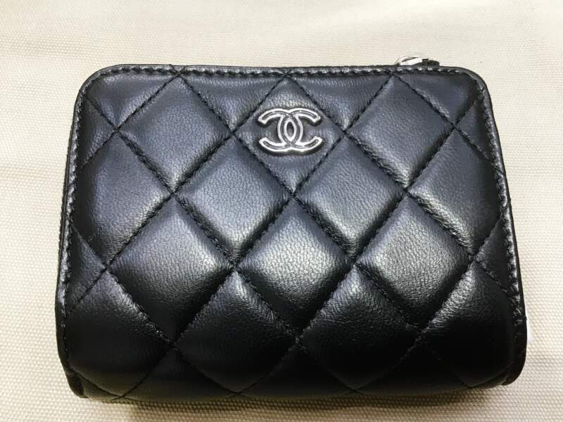 CHANEL 折り財布 をお買取しました