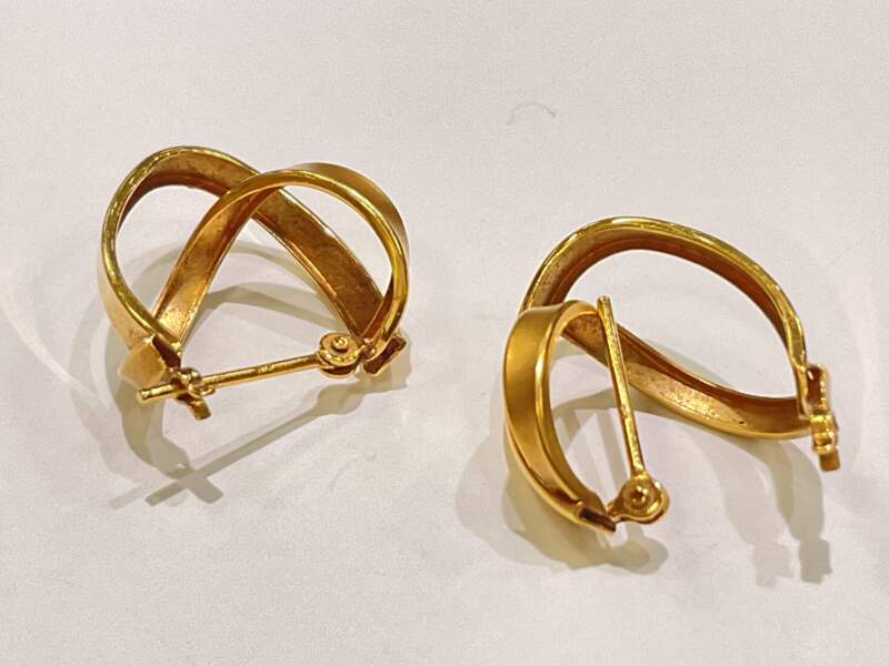 18金 イエローゴールド ピアス をお買取しました。