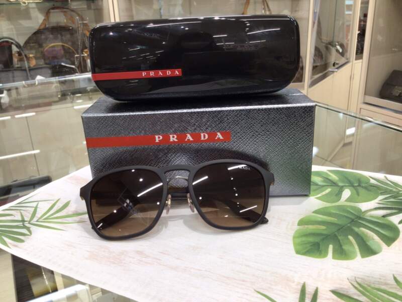 プラダ サングラス 買取しました🕶