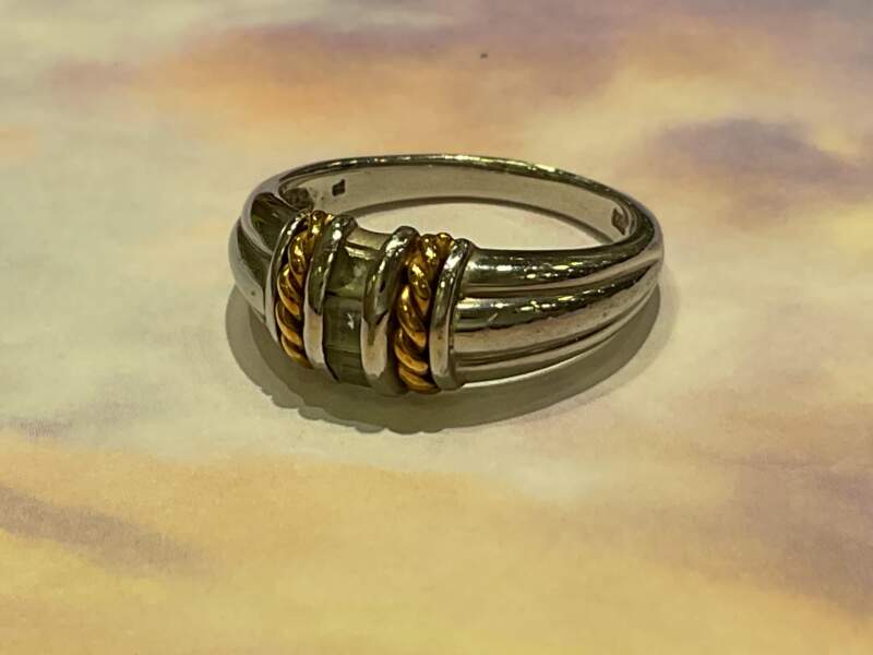 コンビ プラチナ 18金 ダイヤモンド リング をお買取しました。