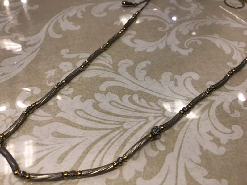 18金 プラチナ コンビ ネックレス を買取しました。