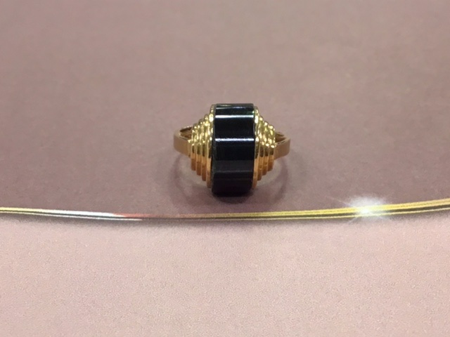 18金 石付きリングをお買取しました。