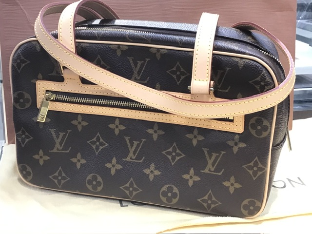 ルイヴィトン バックをお買取しました。