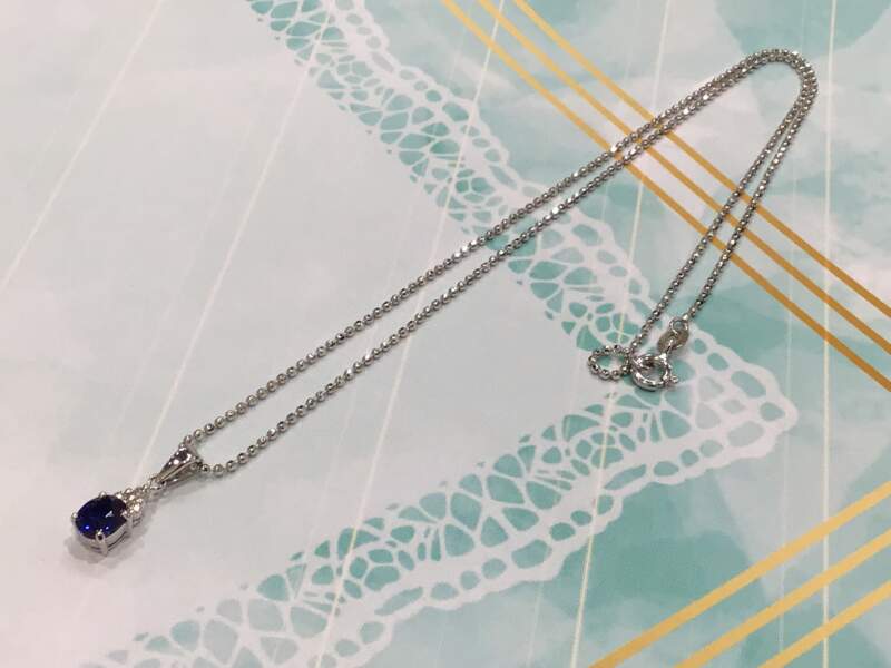 18金 ホワイトゴールド ネックレス をお買取致しました。