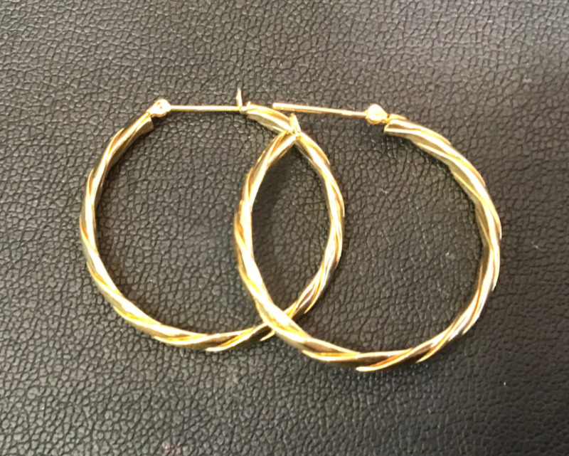 18金 地金 ピアス