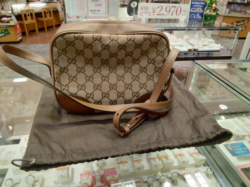 GUCCI ショルダー バッグ をお買取致しました。