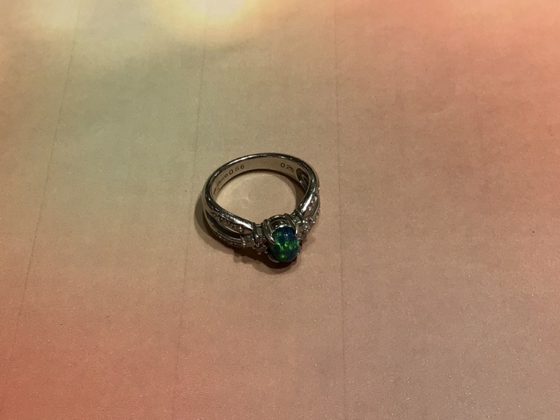 ✨色石 プラチナ900 リング をお買取りしました✨