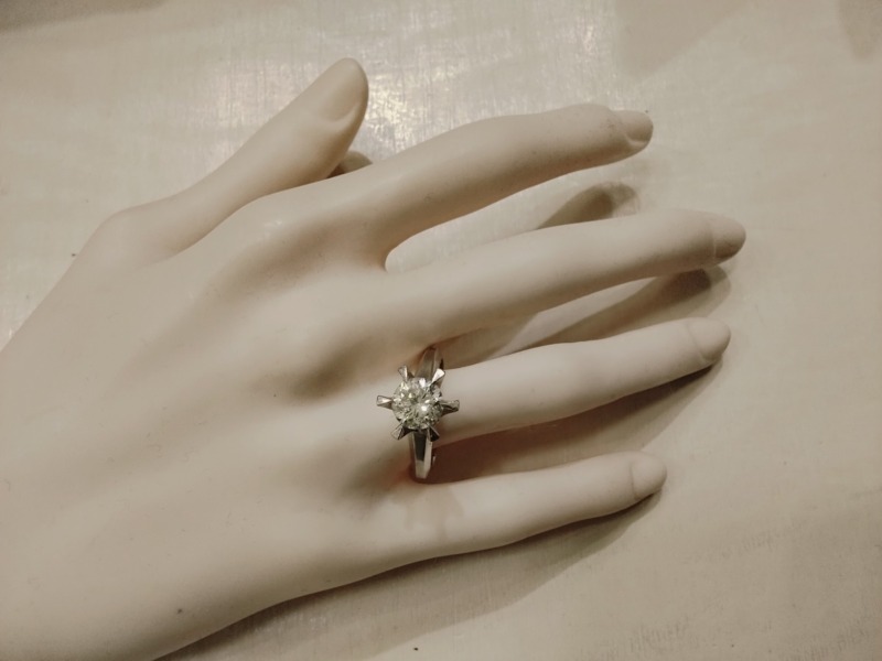 プラチナ ダイヤモンド リング をお買い取り致しました。