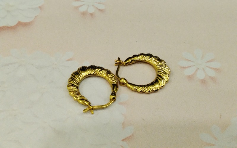 18金 イエローゴールド ピアス お買取しました。