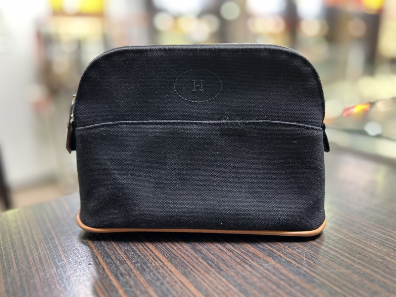 エルメスのポーチをお買取しました。