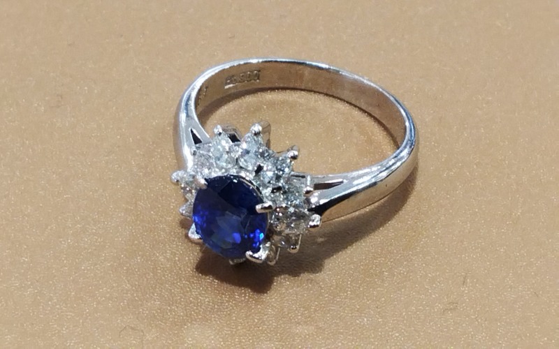 PT900 色石リング💍