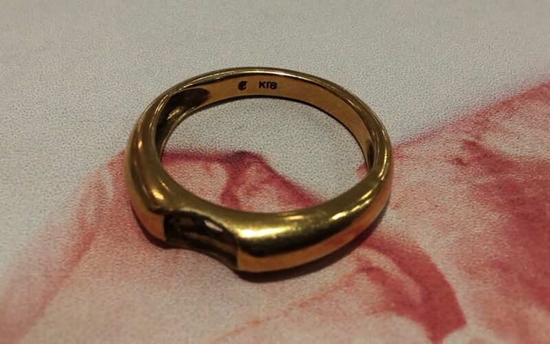 K18 リング💍石とれ