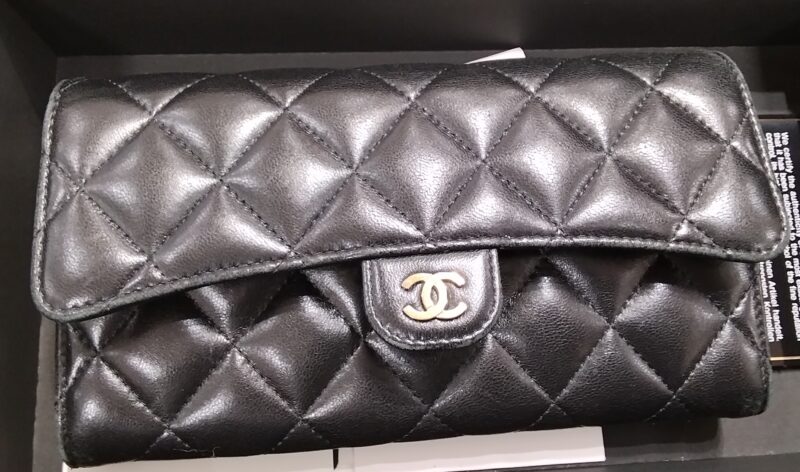 シャネル 財布 をお買取しました。