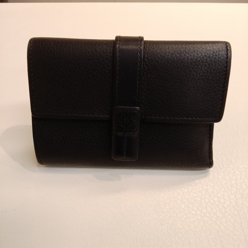 ロエベ 財布 をお買取りしました✨