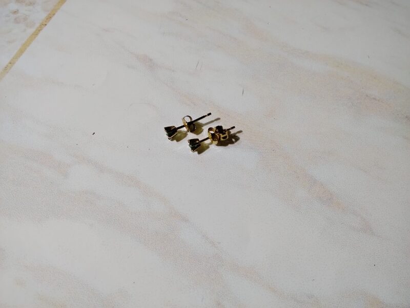 18金 エメラルド ピアス