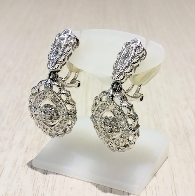 ダイヤモンド プラチナ900 イヤリング をお買取しました。
