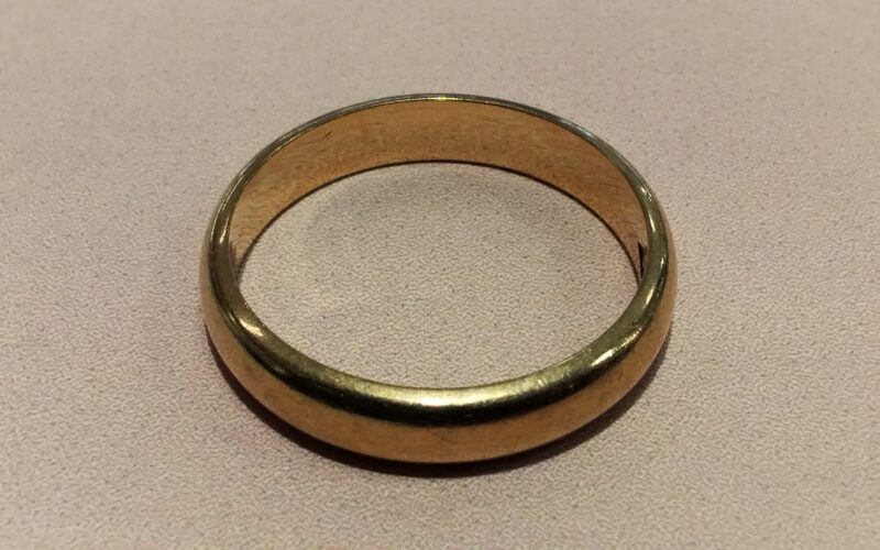 K18 甲丸リング💍