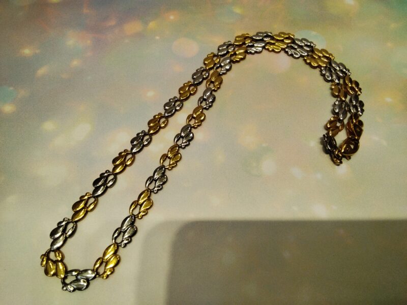 18金イエローゴールド プラチナネックレスをお買取りしました✨