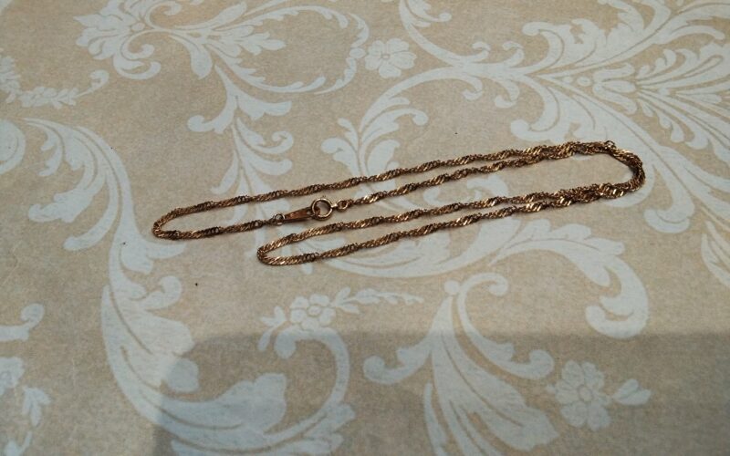 K18金ネックレス を、お買い取りしました。