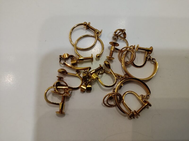 18金イヤリングお買取しました
