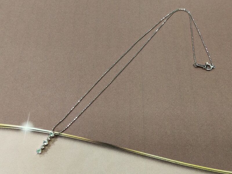 18金ホワイトゴールドプチネックレスをお買取しました。