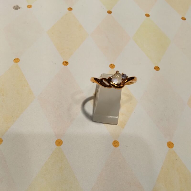 透明石　18金　リング　をお買取りしました