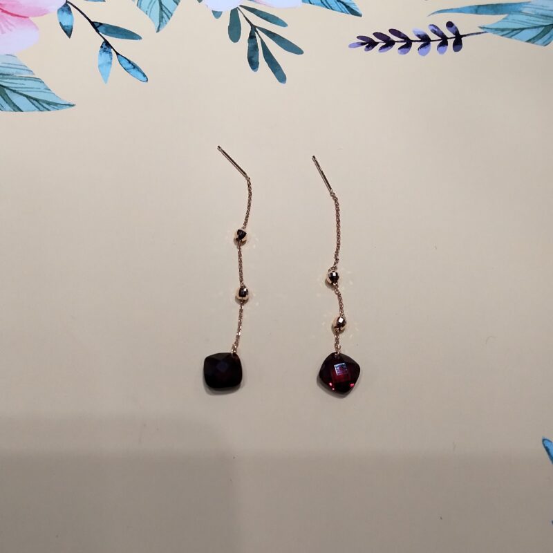 色石 18金ピアス をお買取りしました