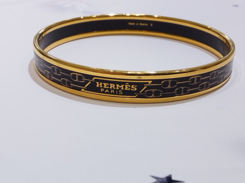 HERMES エマイユPM ブレスレット をお買取しました。