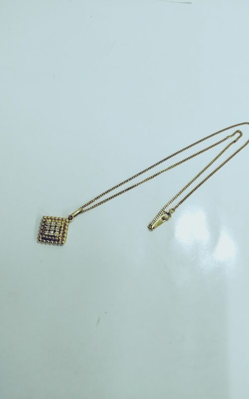 K18ネックレスをお買取致しました。