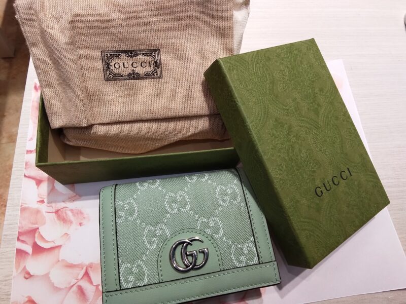 GUCCI 二つ折り 財布 をお買取りしました