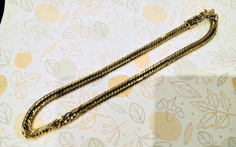 18金 イエローゴールド キヘイネックレス をお買取り致しました。