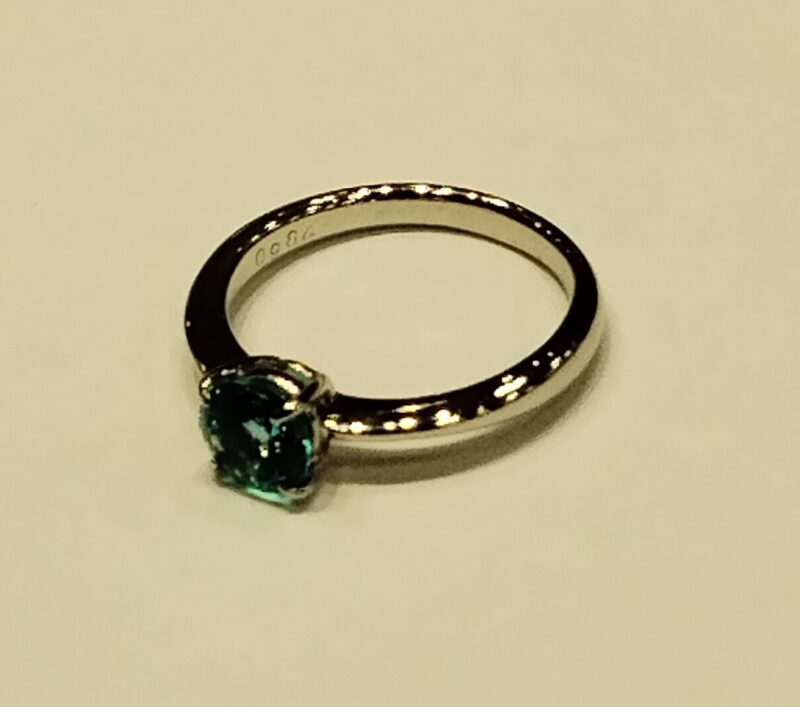 PT900 石付き リング お買取りしました。