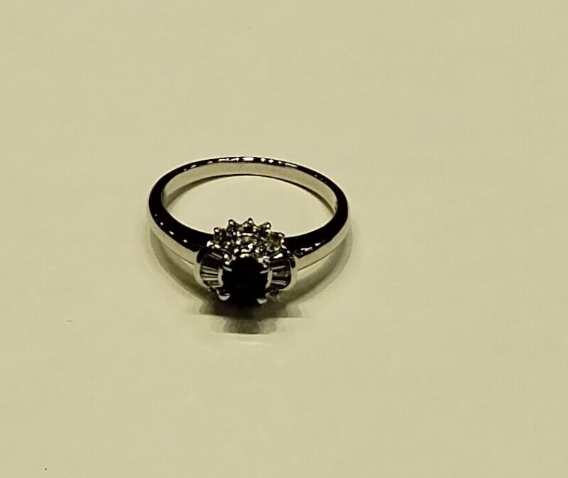 PT ８５０  石付き  リング  お買取りしました。