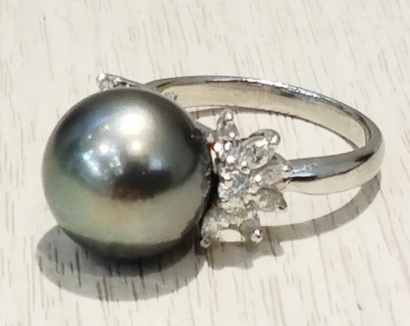 プラチナ900 パール リング をお買取しました。