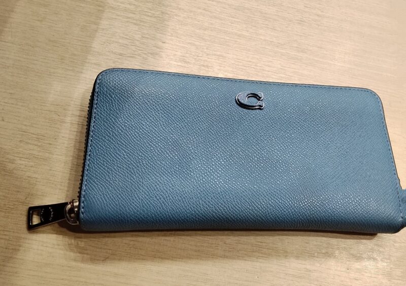 コーチ長財布、お買取致しました。