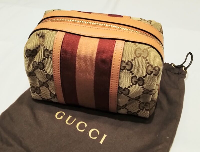 GUCCI(グッチ) GG柄 シェリーライン コスメポーチ をお買取り致しました。