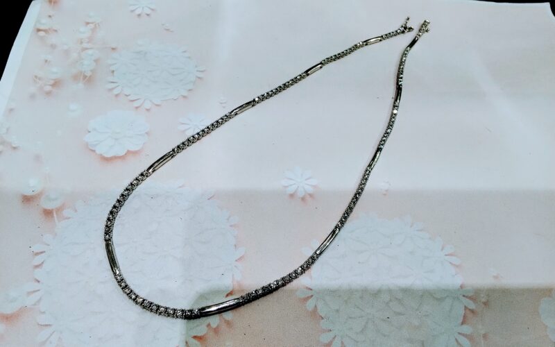 PT850 ダイヤモンドネックレスをお買取しました。