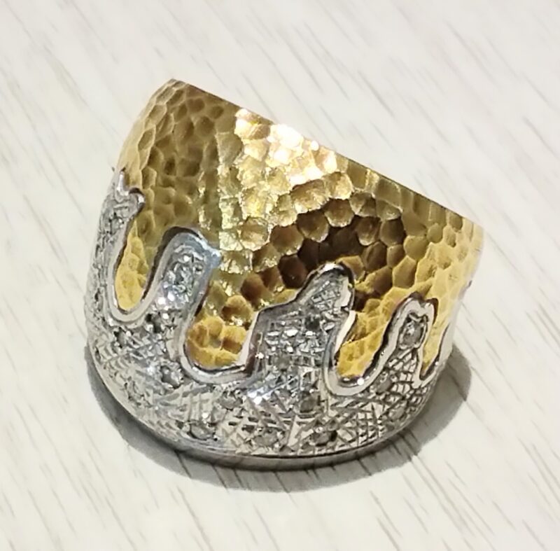 18金 イエローゴールド/ ホワイトゴールド リング をお買取しました。
