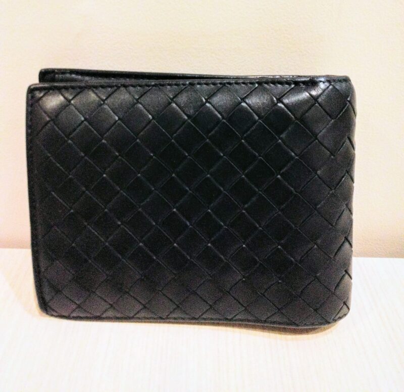BOTTEGA VENETA 二つ折り財布 お買取り致しました。